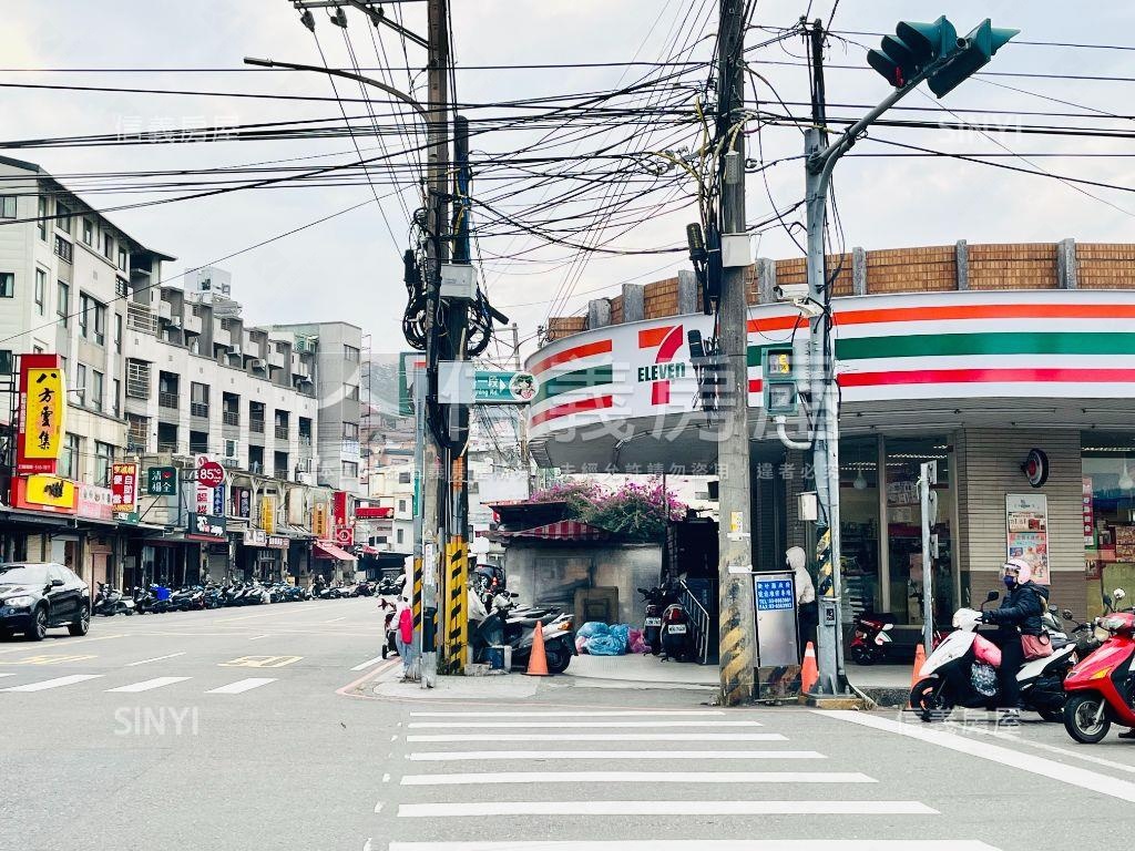 富宇瑀玥高樓三房房屋室內格局與周邊環境