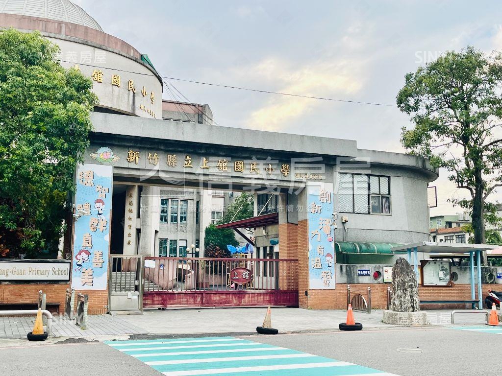 富宇瑀玥高樓三房房屋室內格局與周邊環境