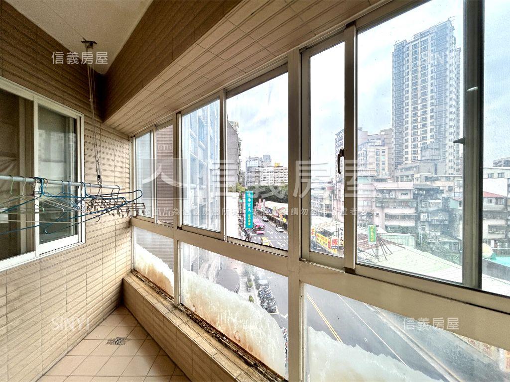 中正國中學區三房房屋室內格局與周邊環境