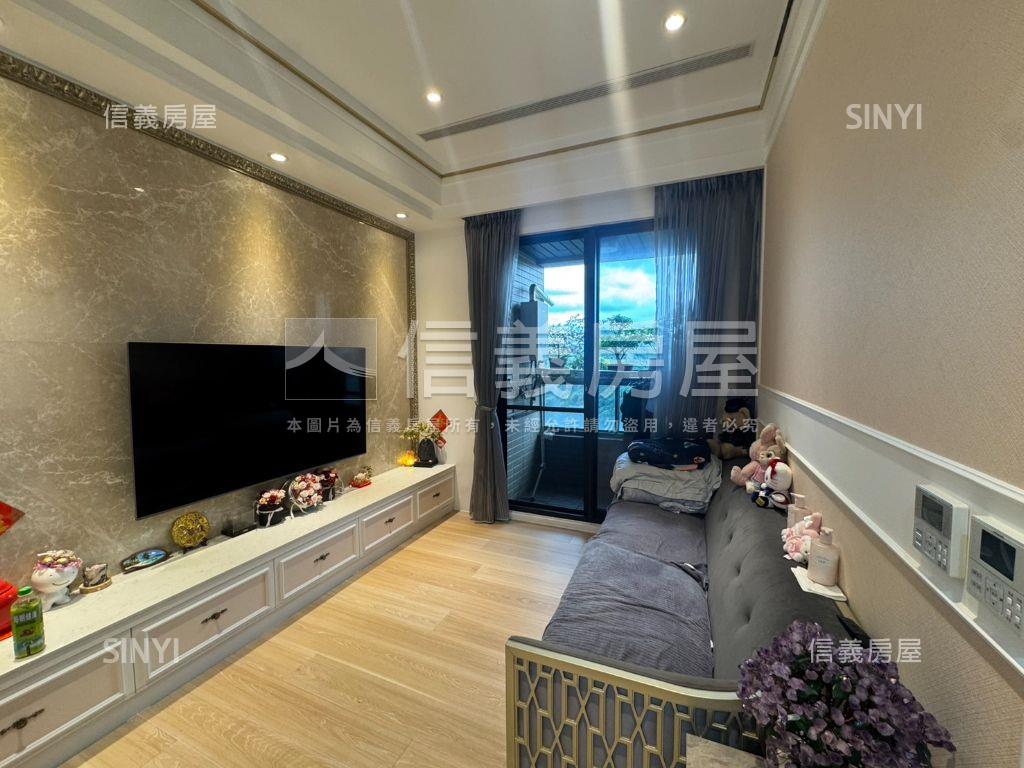 天際次高樓面綠景美宅房屋室內格局與周邊環境