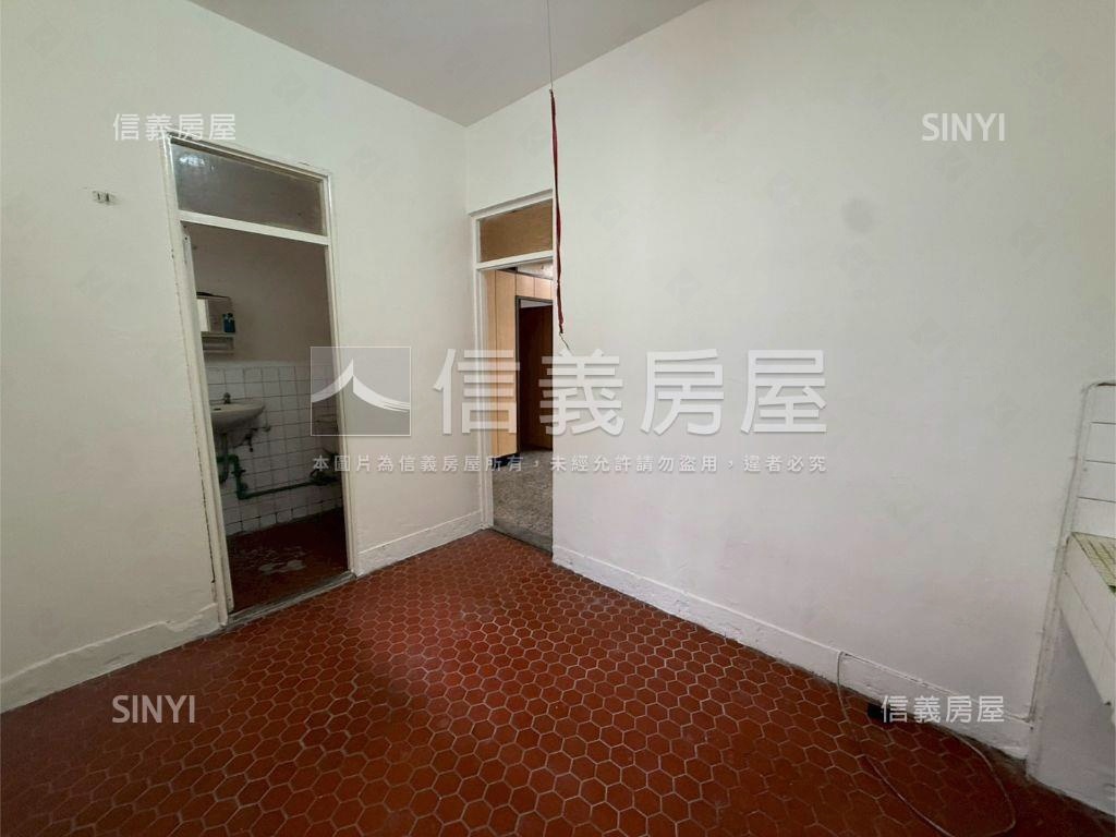 西園優質方正公寓房屋室內格局與周邊環境