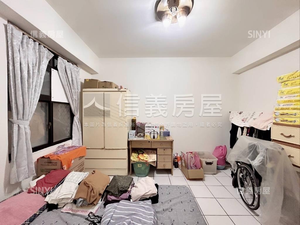 杭洲大廈大四房坡平車位房屋室內格局與周邊環境