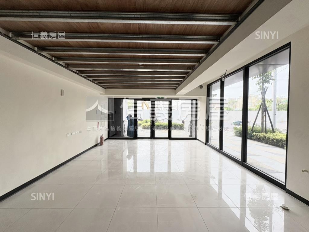 朗朗城心三角金店面房屋室內格局與周邊環境