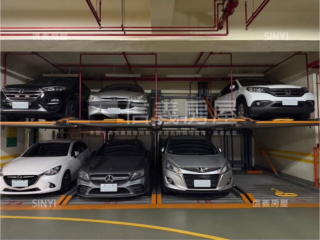 水岫雙出入口車位房屋室內格局與周邊環境