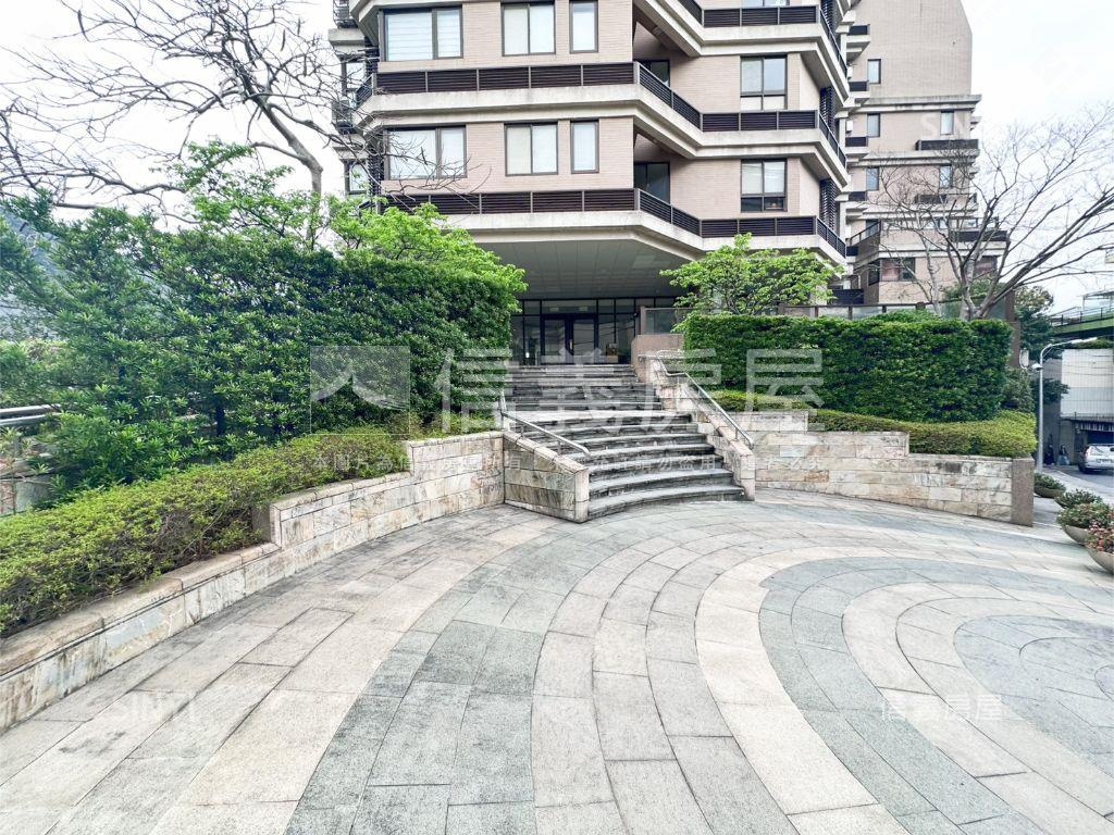 清新幽雅首選草山水美房屋室內格局與周邊環境