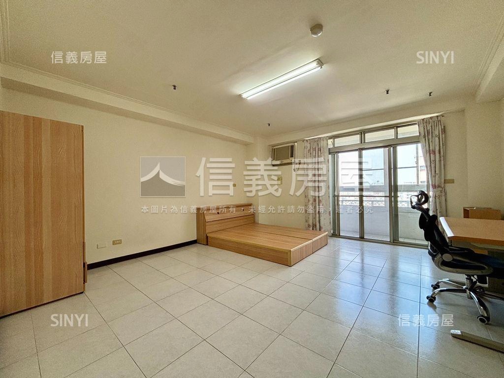 東區太子鎮樓中樓四房平車房屋室內格局與周邊環境