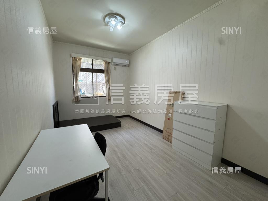 芝山捷運方正頂加珠寶盒房屋室內格局與周邊環境