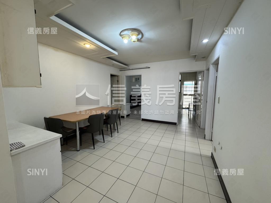 芝山捷運方正頂加珠寶盒房屋室內格局與周邊環境