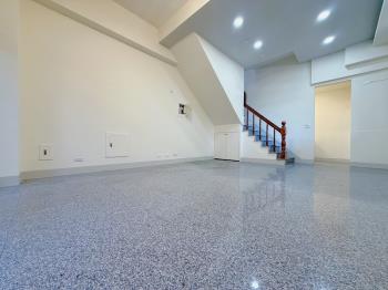 巨蛋大空間住宅辦公樓店