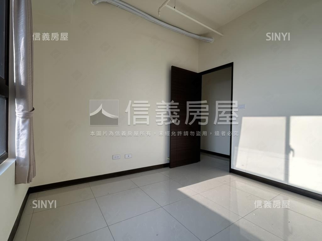 佳展大展高鐵特區高樓層Ａ房屋室內格局與周邊環境