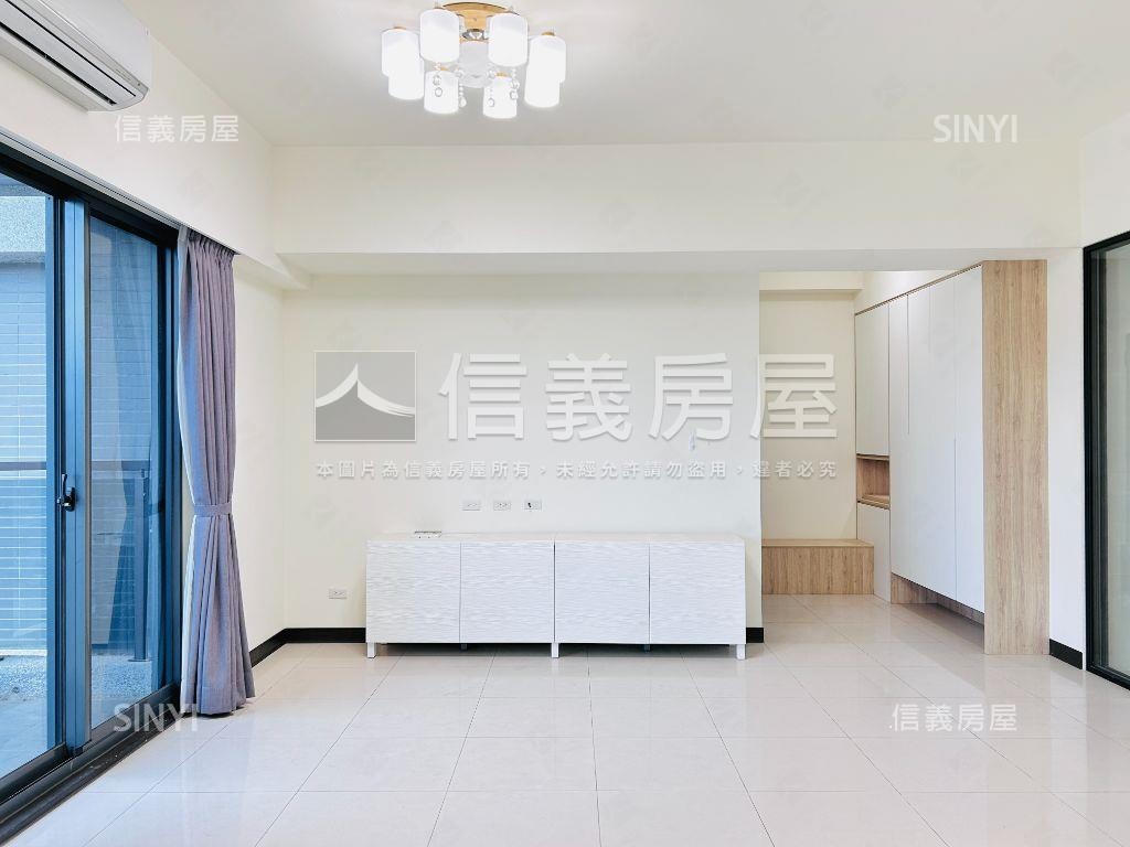 青埔近華泰曜見築三房車位房屋室內格局與周邊環境