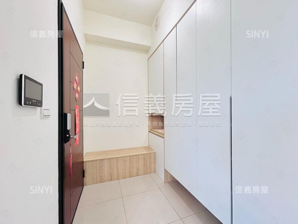 青埔近華泰曜見築三房車位房屋室內格局與周邊環境