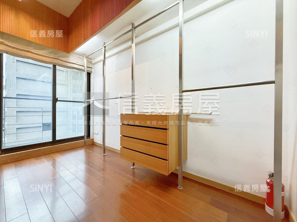 中正國中稀有邊間高樓名邸房屋室內格局與周邊環境