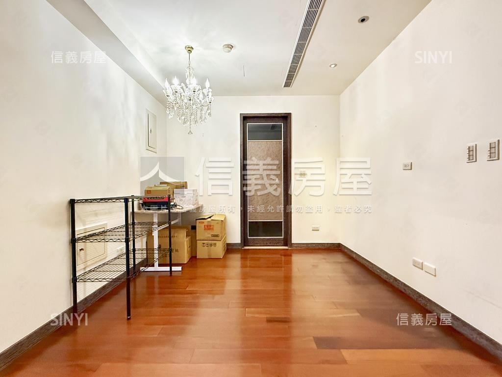 中正國中稀有邊間高樓名邸房屋室內格局與周邊環境