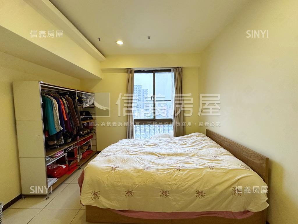 昇陽府中棧三房帶車位房屋室內格局與周邊環境