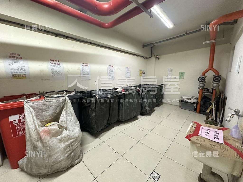 昇陽府中棧三房帶車位房屋室內格局與周邊環境