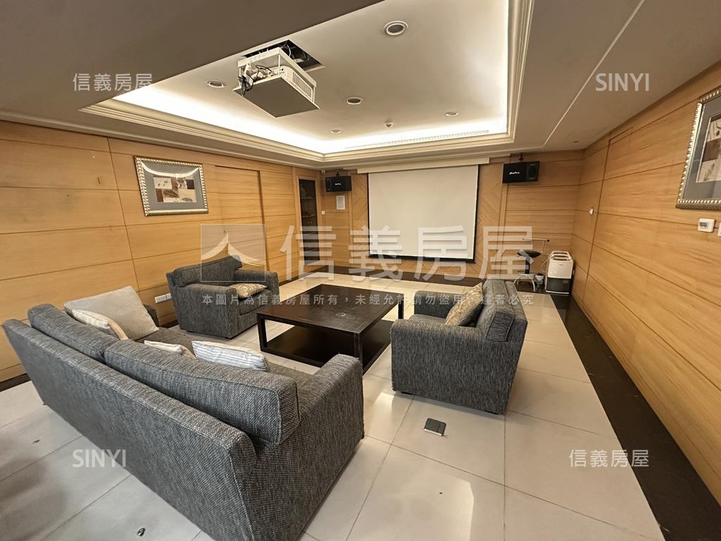 昇陽府中棧三房帶車位房屋室內格局與周邊環境