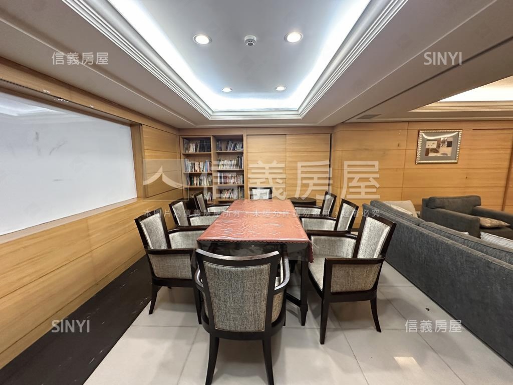 昇陽府中棧三房帶車位房屋室內格局與周邊環境