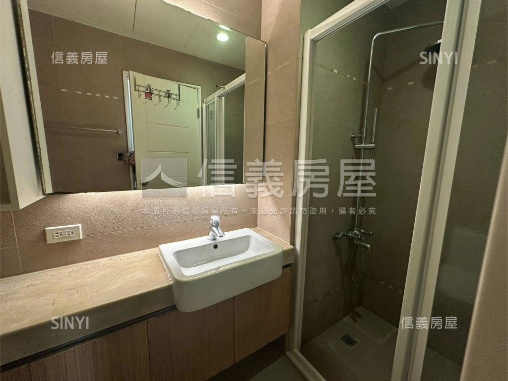 培英大任麗緻高樓有車位房屋室內格局與周邊環境