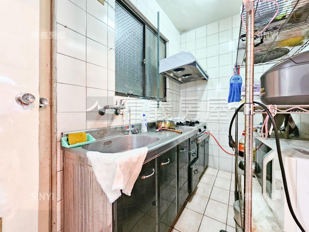 內壢後站大空間臨路透天房屋室內格局與周邊環境