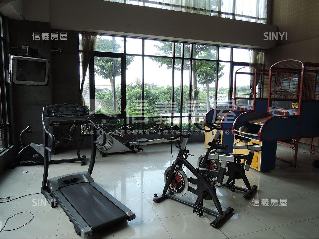 成家夢公園兩房車位房屋室內格局與周邊環境