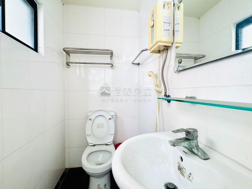 鹽行文武國泰水透天房屋室內格局與周邊環境