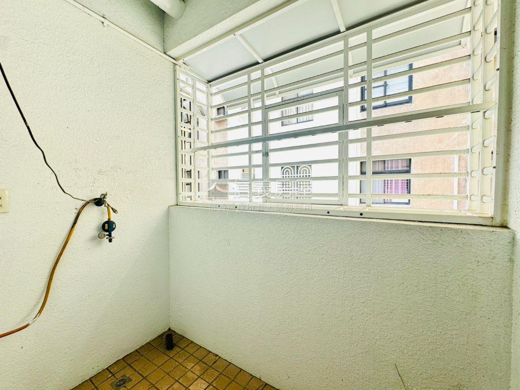 鹽行文武國泰水透天房屋室內格局與周邊環境