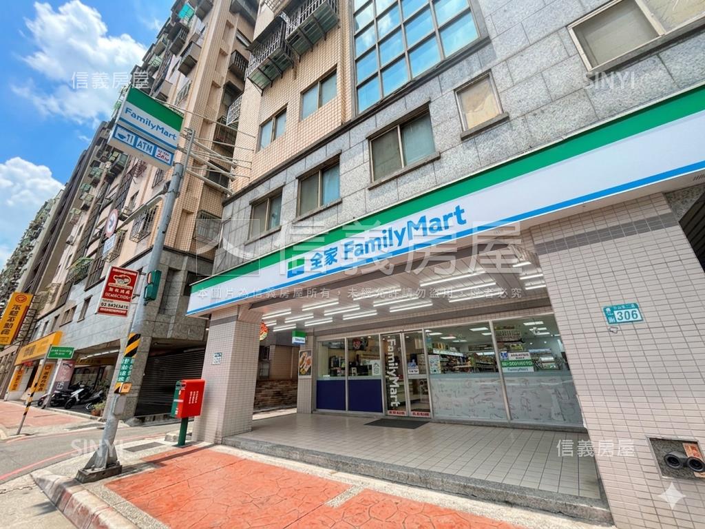 黃金海岸美三房房屋室內格局與周邊環境