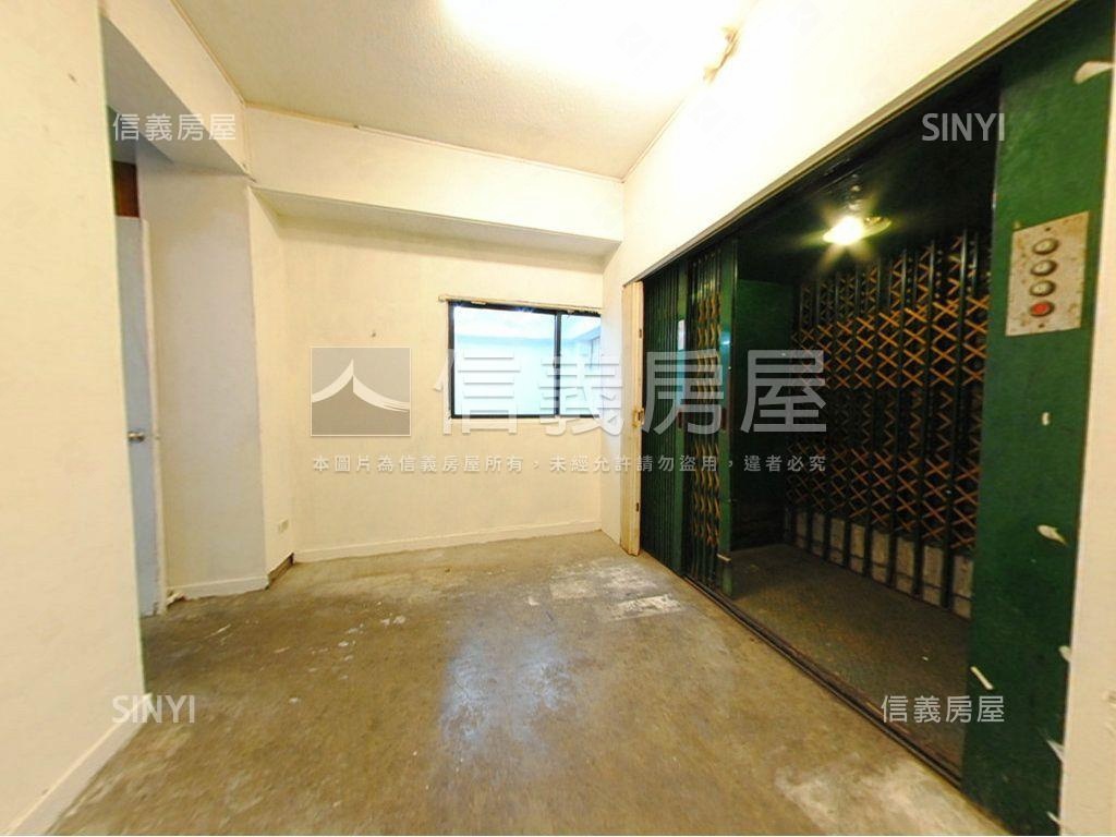 民生社區光復北路大面寬房屋室內格局與周邊環境