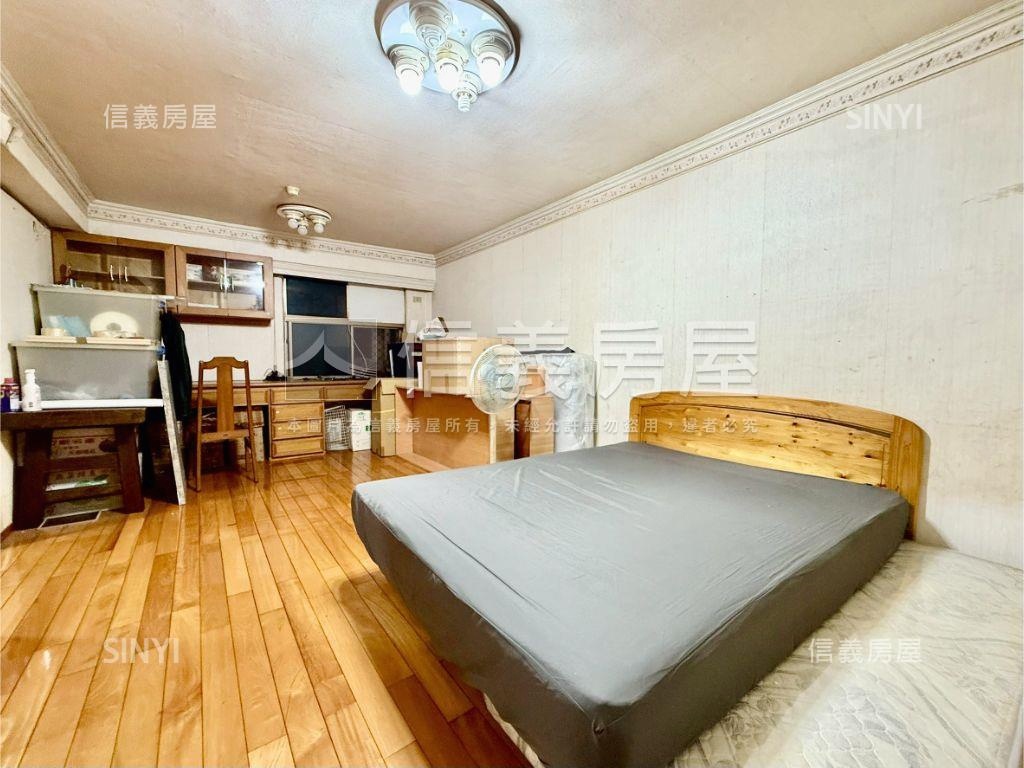 民生海華管理電梯三房大戶房屋室內格局與周邊環境