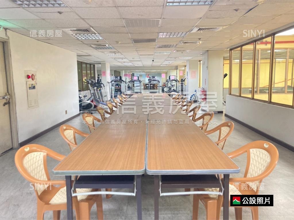 民生海華管理電梯三房大戶房屋室內格局與周邊環境