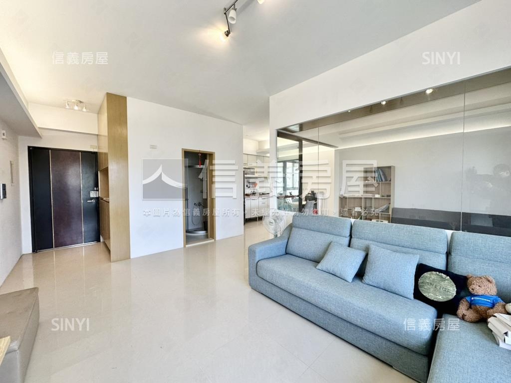 綠灣邊間山景。遼闊視野房屋室內格局與周邊環境