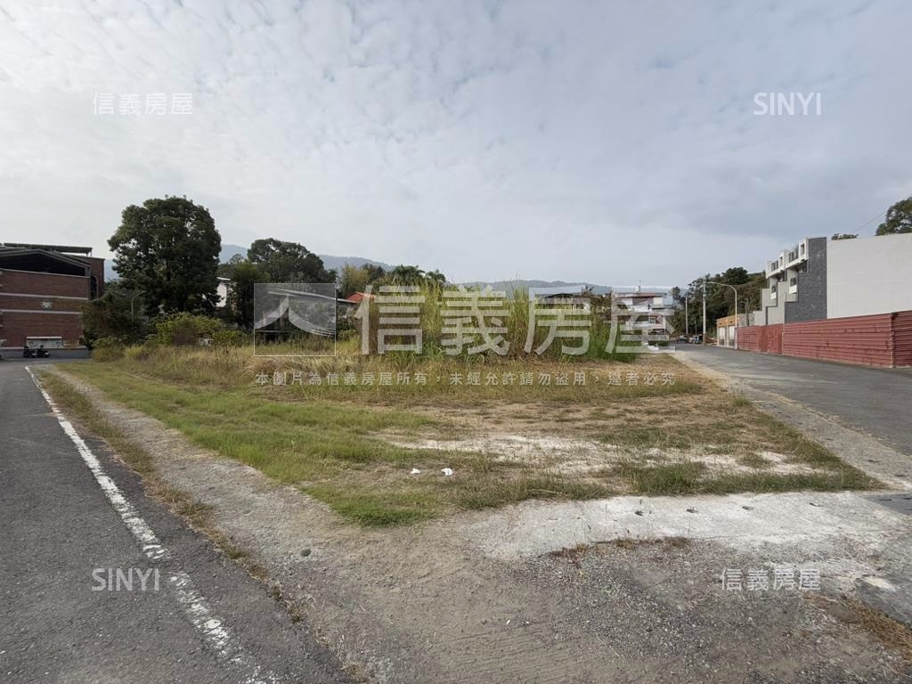 甲仙國中旁６００坪土地房屋室內格局與周邊環境