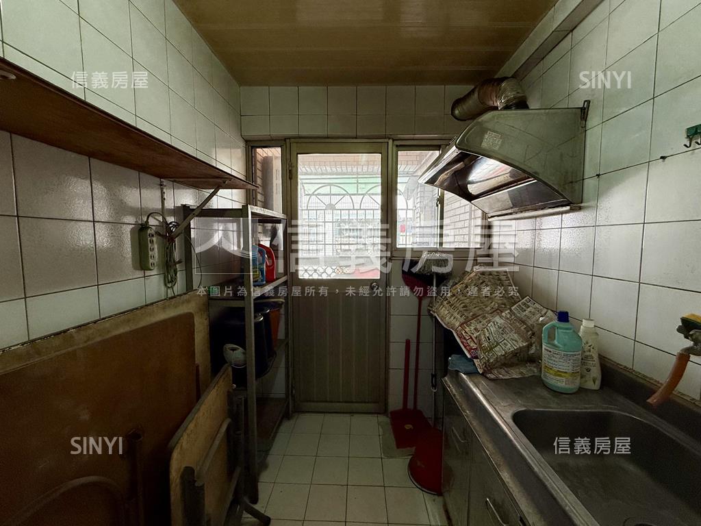 中崙國宅三標三房房屋室內格局與周邊環境