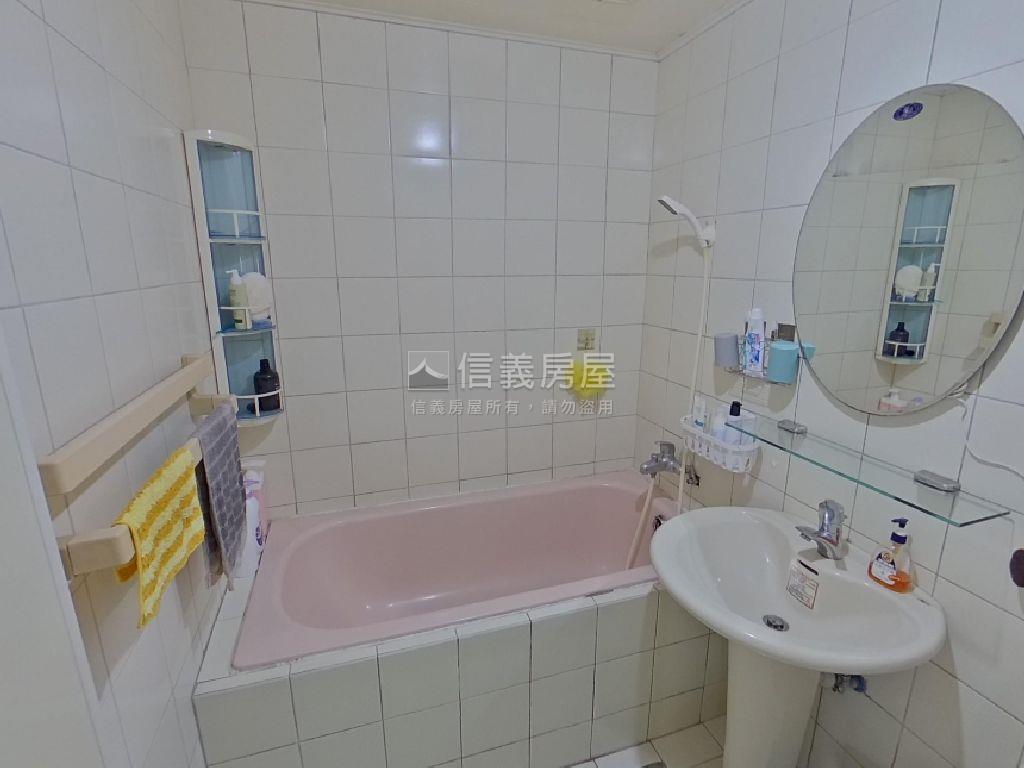 中正花都美景三房房屋室內格局與周邊環境
