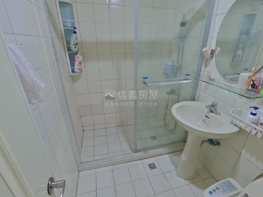 中正花都美景三房房屋室內格局與周邊環境