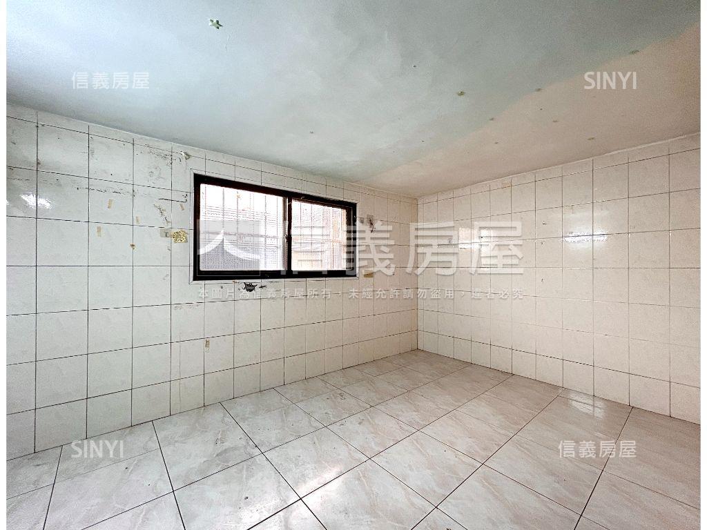 近衛武營公園好成家美透天房屋室內格局與周邊環境