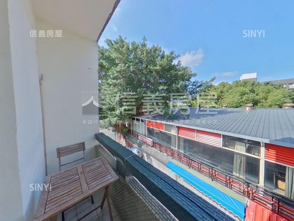 中正路望山觀海極品美寓房屋室內格局與周邊環境