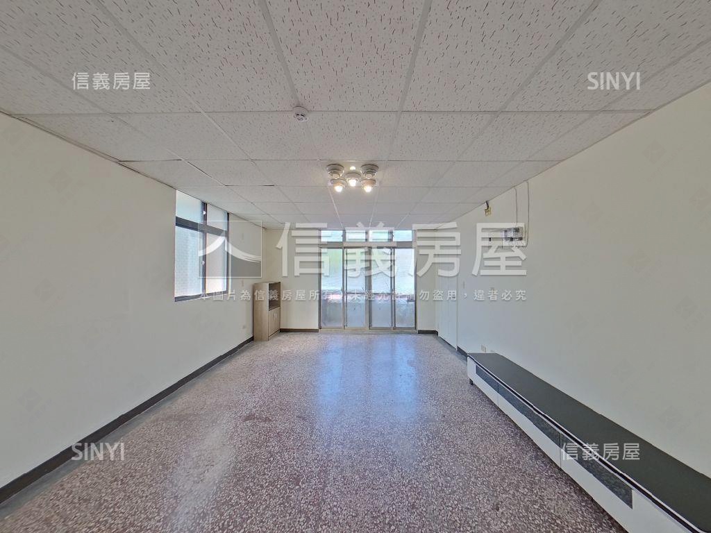 中正路望山觀海極品美寓房屋室內格局與周邊環境
