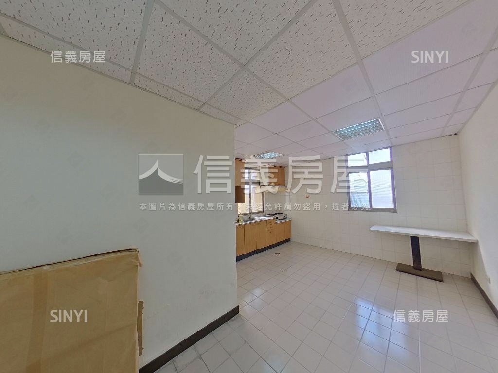 中正路望山觀海極品美寓房屋室內格局與周邊環境
