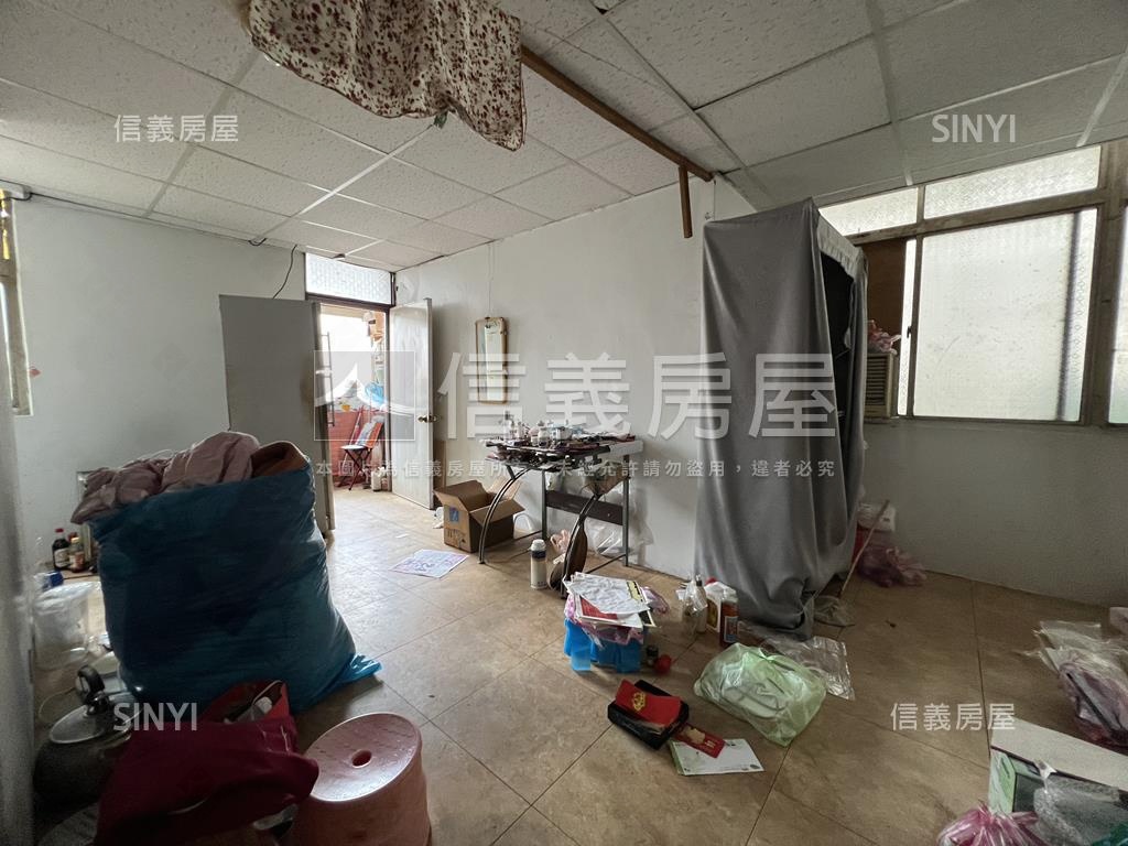 ［邊間］捷運公寓３樓３房房屋室內格局與周邊環境