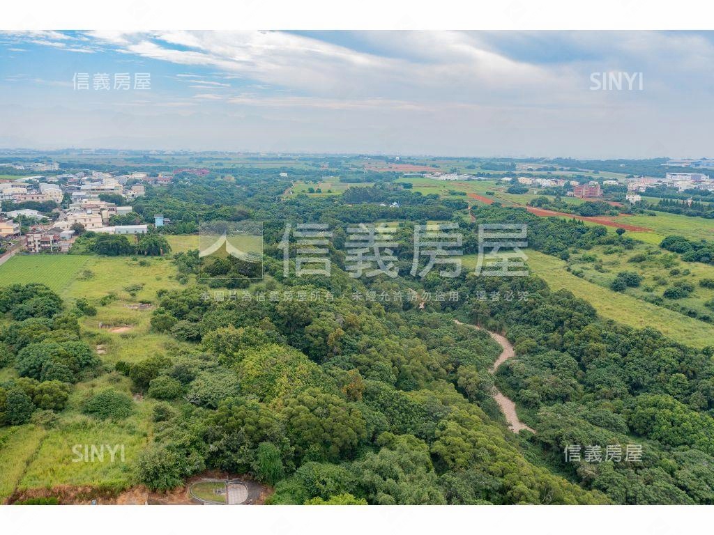 臨台中機場吳厝都計內土地房屋室內格局與周邊環境