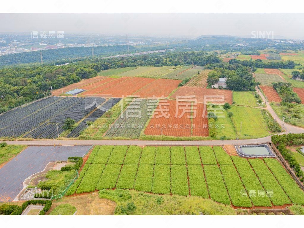 臨台中機場吳厝都計內土地房屋室內格局與周邊環境