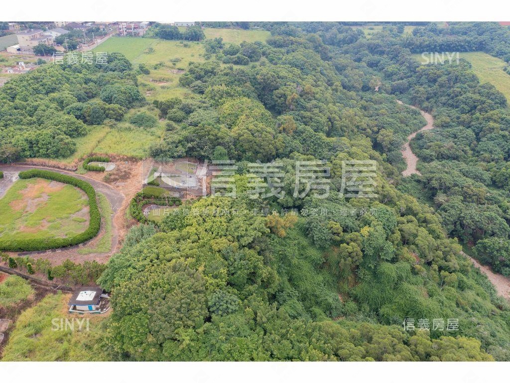臨台中機場吳厝都計內土地房屋室內格局與周邊環境
