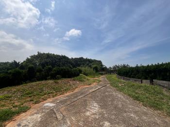 臨台中機場吳厝都計內土地