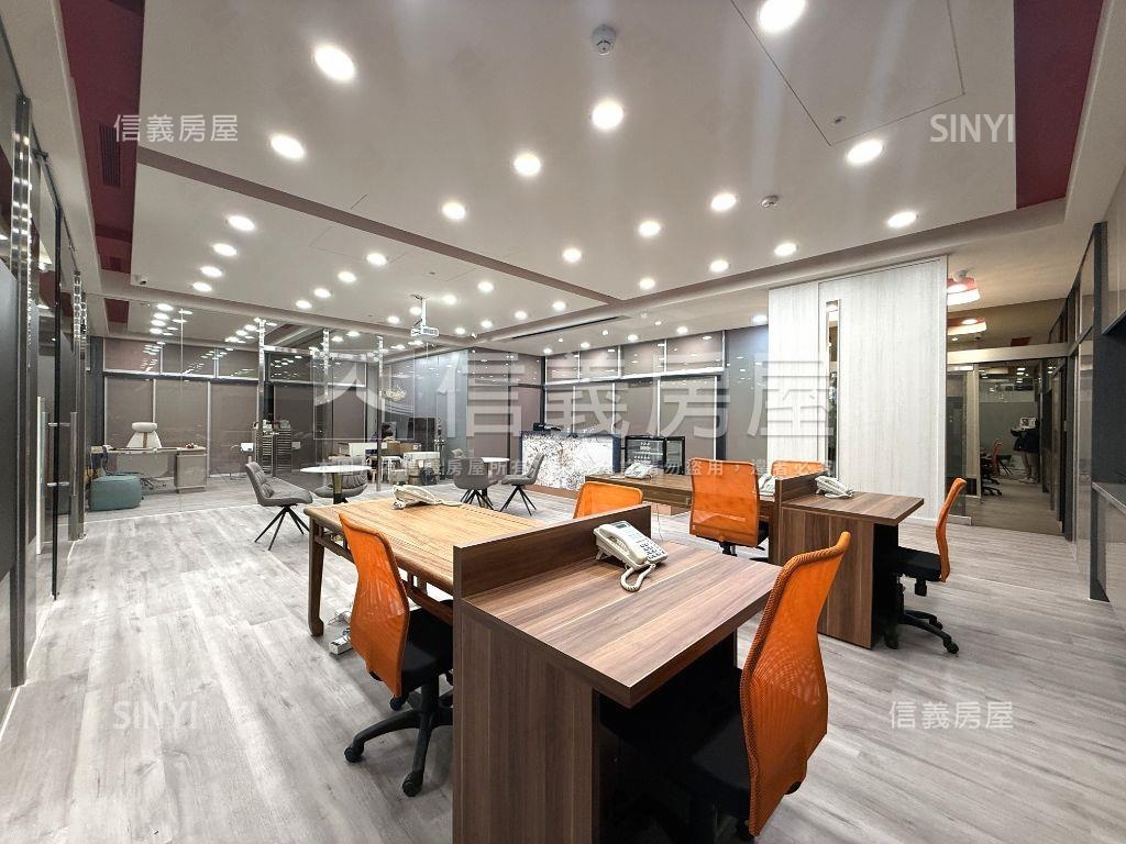 大都會新裝潢辦公室有吧台房屋室內格局與周邊環境