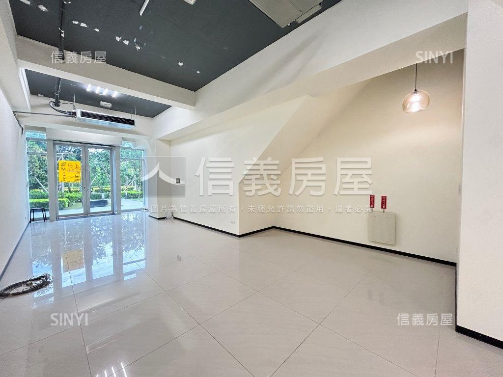 烏日高鐵特區世界之翼店面房屋室內格局與周邊環境