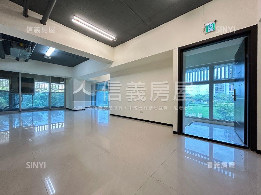 烏日高鐵特區世界之翼店面房屋室內格局與周邊環境