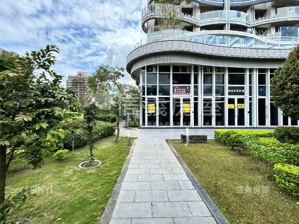 烏日高鐵特區世界之翼店面房屋室內格局與周邊環境