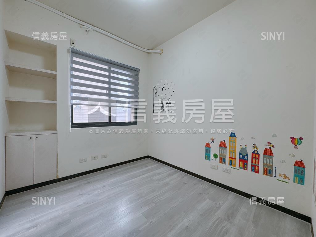 北屯河岸美景三房車位房屋室內格局與周邊環境